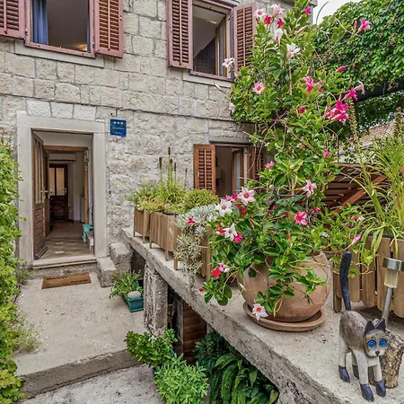 2 Bedroom In